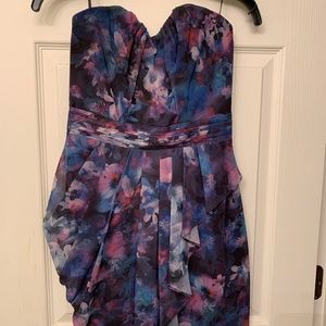 GUESS NWT FLORAL STRAPLESS MINI DRESS